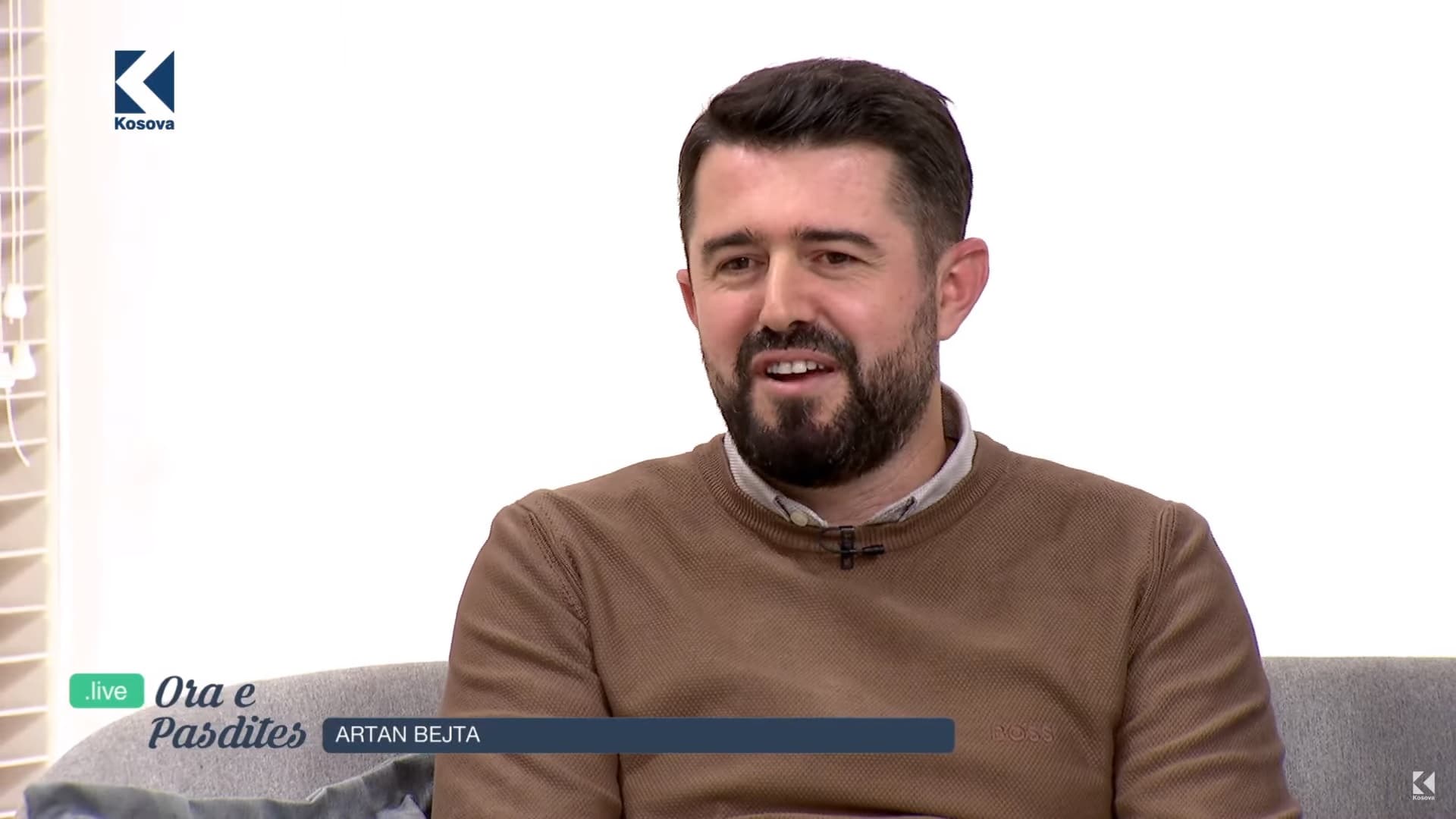 “Ora e Pasdites”: Flet ortopedi që brenda ditës operoi pacientët me dallim moshe 100 vjeçare (VIDEO)
