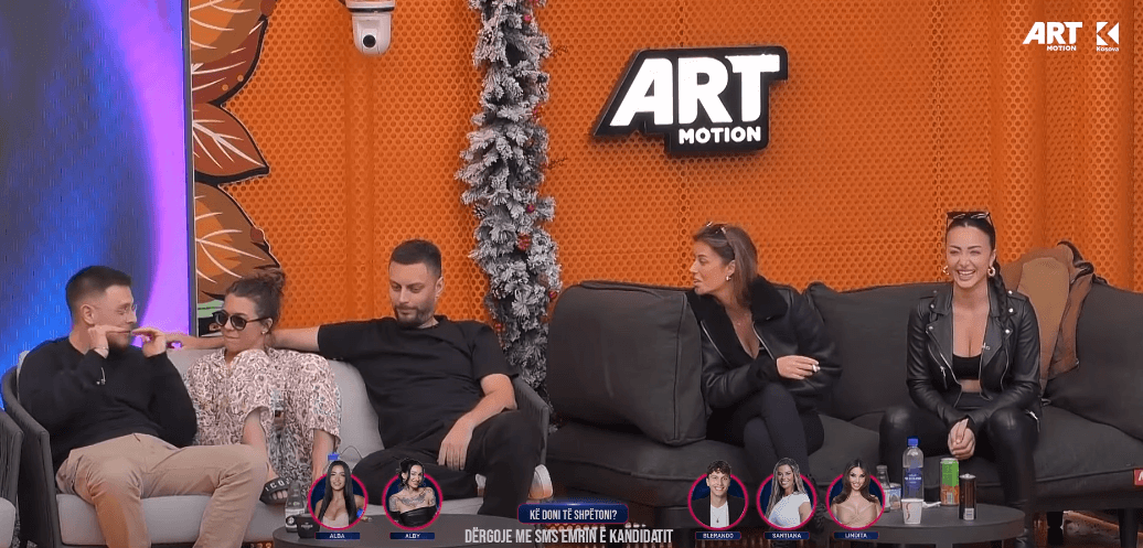 Banorët ndahen në grupe, nisin "konfrontimet" në mënyra të ndryshme (VIDEO)