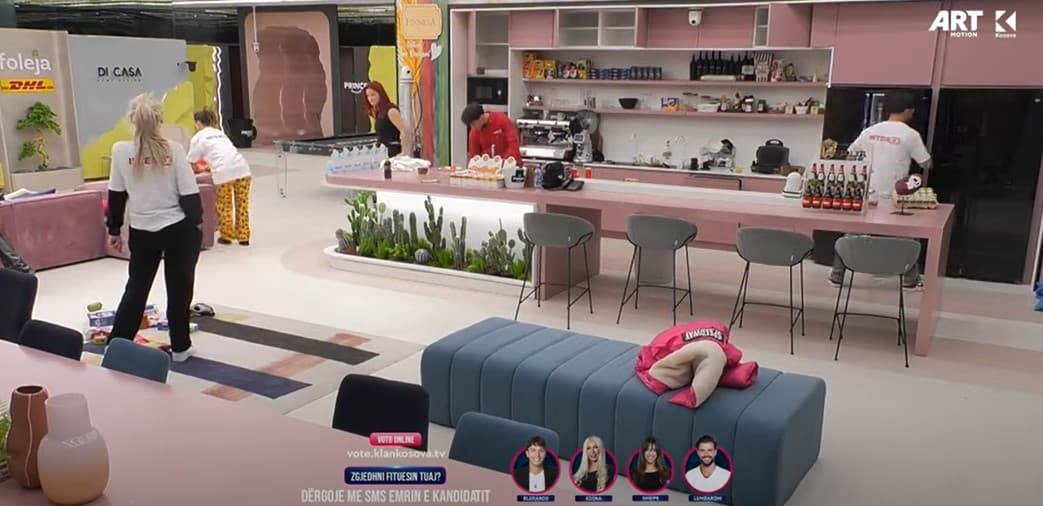 Edona lexon para finalistëve sfidën e fundit të buxhetit nga Interex për BBVK2 (VIDEO)
