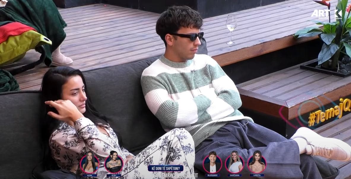 Blerando insiston që Alba t’i bëjë masazh (VIDEO)