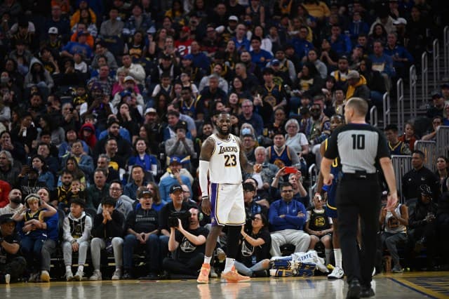 10 aksionet më të bukura të mbrëmjes në NBA (VIDEO)