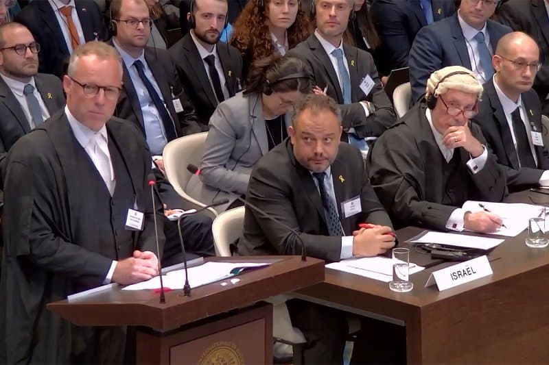 Izraeli ofron mbrojtje në rastin e gjenocidit të GJND-së; pretendon se është viktimë