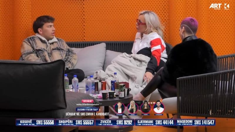 "Doli për një fjalë" - Edona, Blerando dhe Miss Rose komentojnë largimin e Yllit (VIDEO)