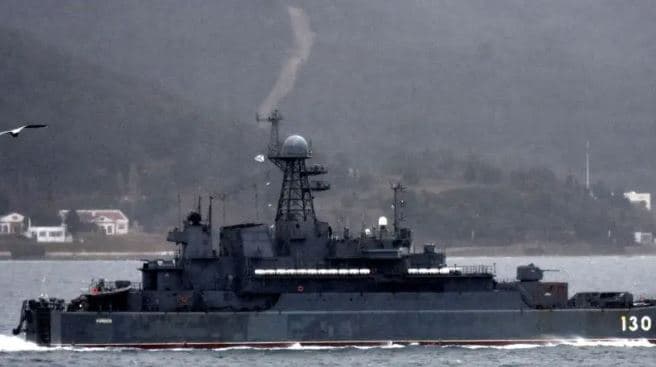 Ukraina sulmon anijen ruse në Detin e Zi (VIDEO)