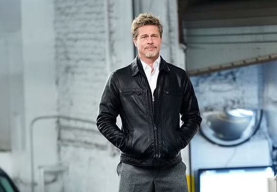 Brad Pitt ishte “i pakënaqur” kur u shpall burri më seksi nga People