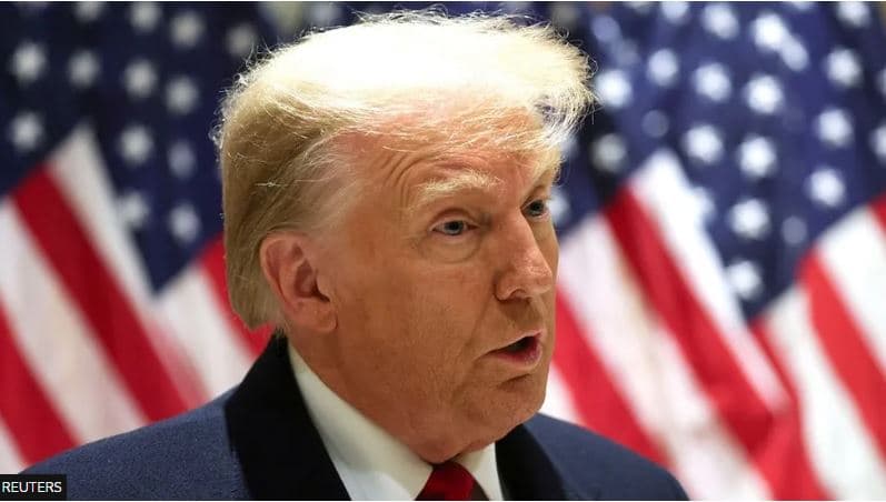 Trumpi rishikon planin për të ndalur ndihmën ushtarake të ShBA-së për Ukrainën nëse ajo nuk negocion paqen me Moskën