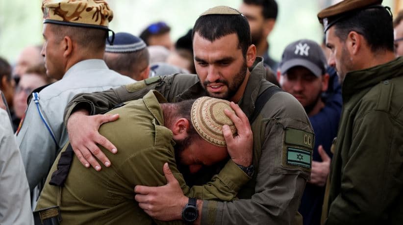 Izraeli thotë se vrau një luftëtar të Hamasit pas sulmit të supozuar me raketa