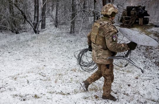 Ukraina kërkon të ndalojë përdorimin rus të Starlinkut