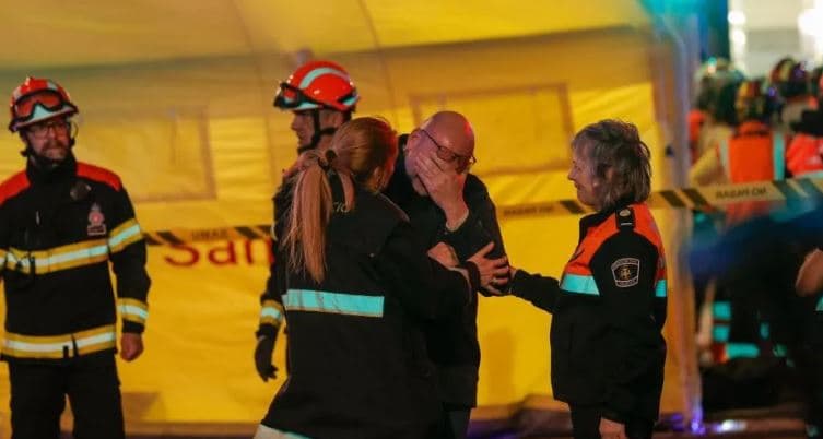 Zjarri në Valencia: Vdesin katër persona
