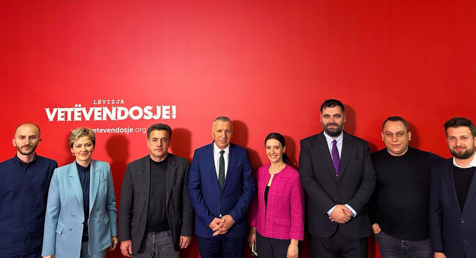 Anëtarë të VV-së takojnë politikanët shqiptarë nga Lugina, i urojnë suksese në zgjedhjet lokale partisë së Kamberit