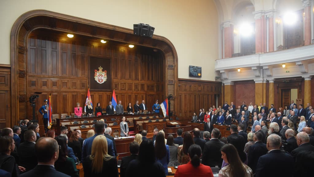 Kuvendi i Serbisë mblidhet sot për konstituim