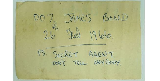 Mesazhi i 'James Bond' në një shishe të vitit 1966 gjendet në kështjellën e Jerseyt