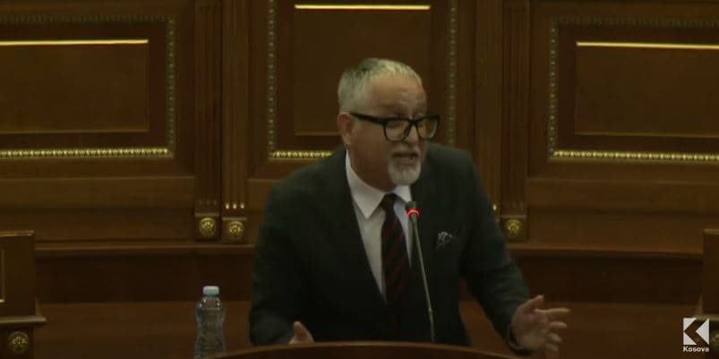 Vitia: Janë paguar ekspertë që nuk dinë as për vete për të trajnuar stafin në fondin e sigurimeve shëndetësore