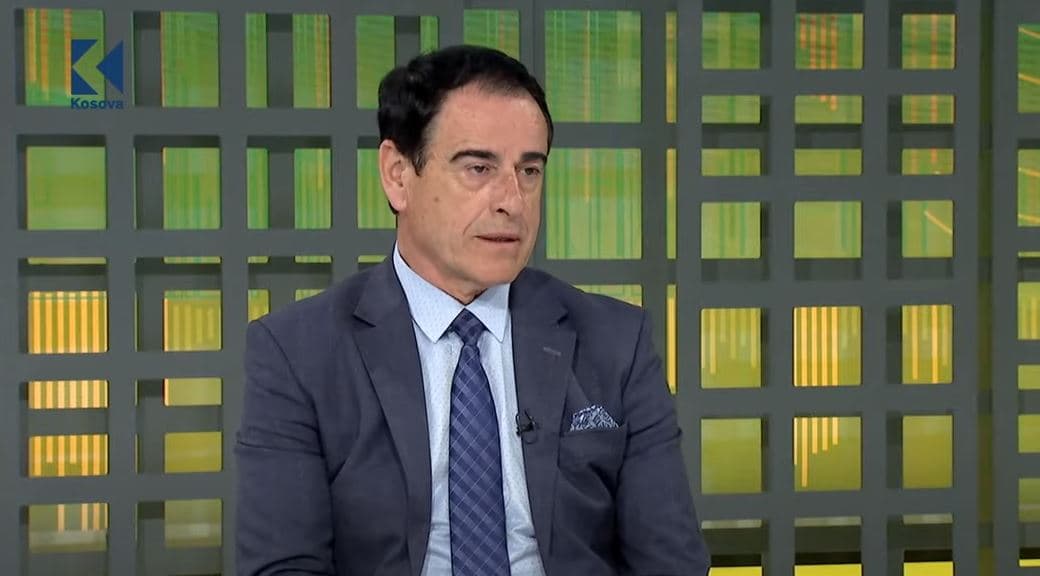 Ibishi: Burns erdhi në Kosovë për aspektin e sigurisë, Vuçiqi nuk tregoi të vërtetën e takimit