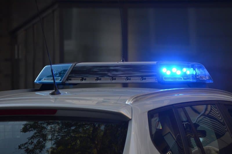 Policia zbuloi se 'thika e madhe' e raportuar e mbajtur nga një burrë ishte 'shkopi i Harry Potter'