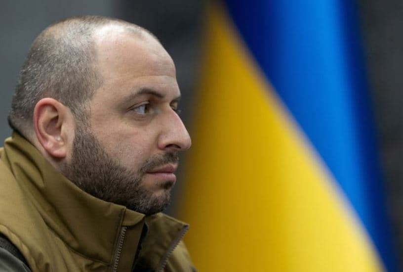 Ministri ukrainas i Mbrojtjes: Gjysma e dërgesave perëndimore të armëve janë vonuar