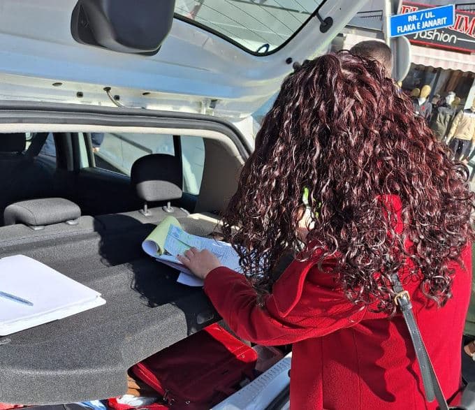 Inspektohen linjat e rregullta të transportit dhe taksitë ilegal në kryeqytet, shqiptohen katër gjoba