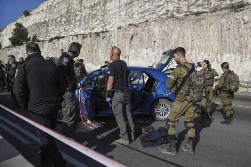 Një i vrarë dhe pesë të plagosur nga një sulm në afërsi të Jerusalemit
