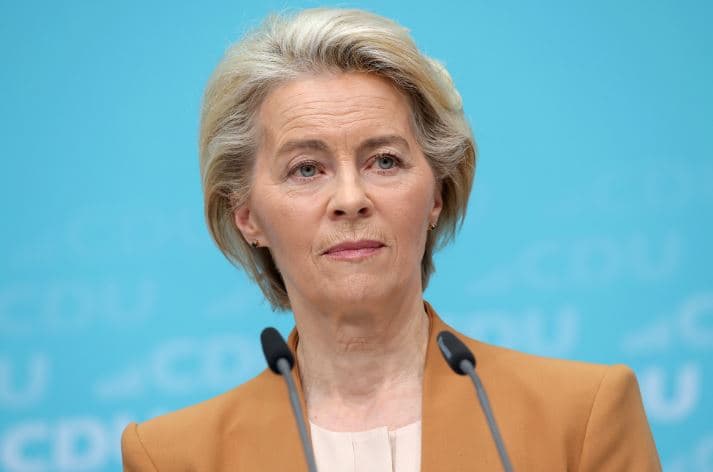 Nesër 1 vit nga sulmet e Hamasit, Von der Leyen kërkon armëpushim në Gaza