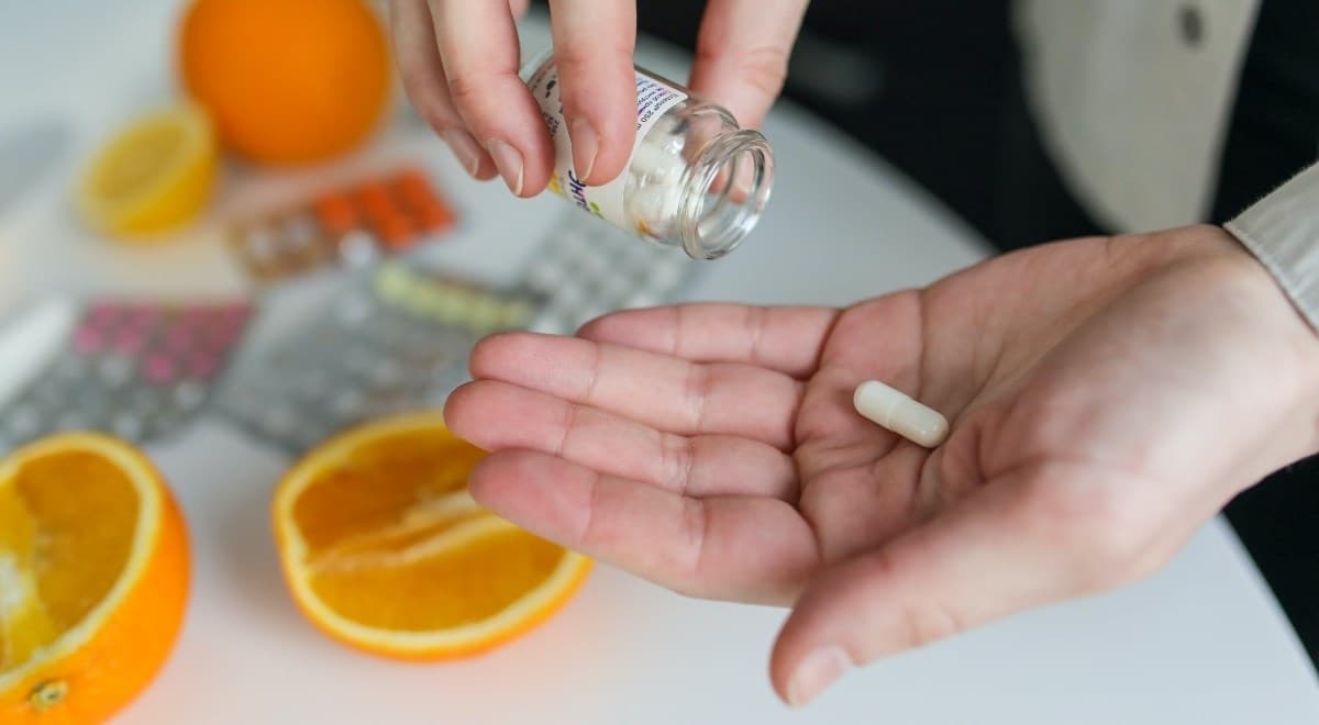 Nutricionistët këshillojnë gratë që të marrin këto katër suplemente ushqimore
