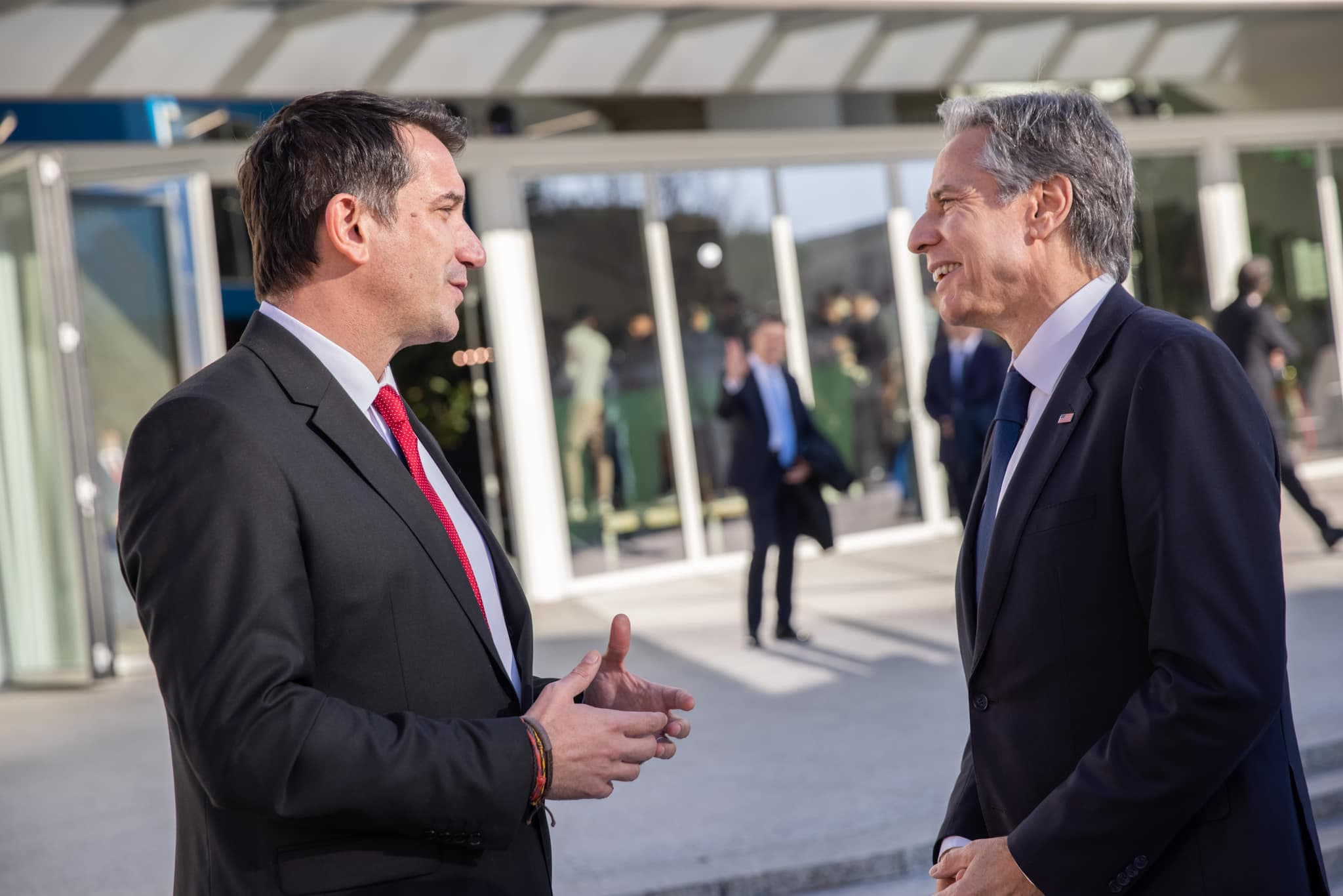 Veliaj takohet me Blinkenin, flasin për investimin “më të madh të përbashkët shqiptaro-amerikan”