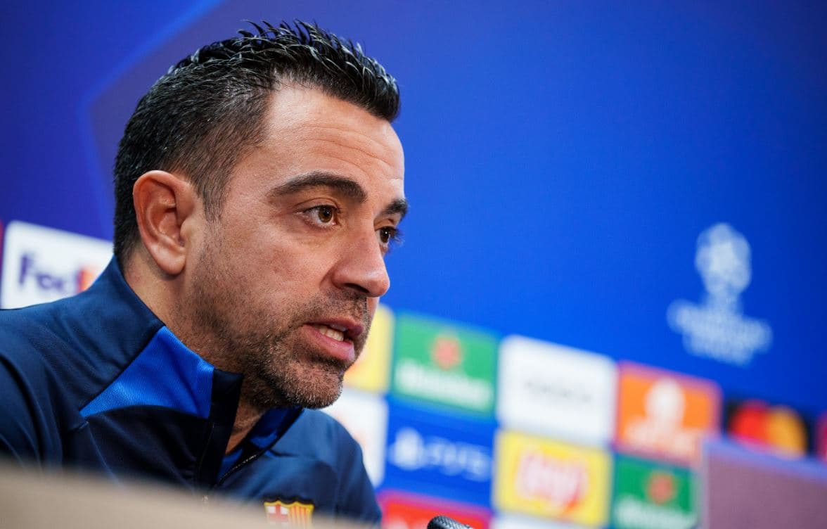 Barcelona përpiqet të bindë Xavin të qëndrojë