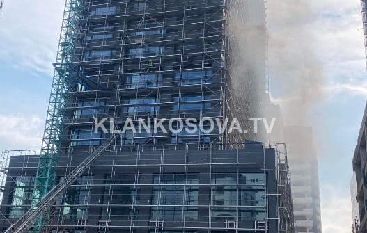 Zjarr në një objekt banesor në Prishtinë