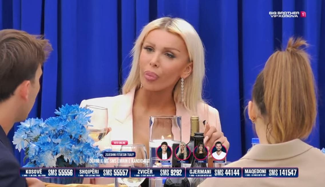 Finalistët e shfrytëzojnë darkën e fundit për të sqaruar keqkuptimet (VIDEO)