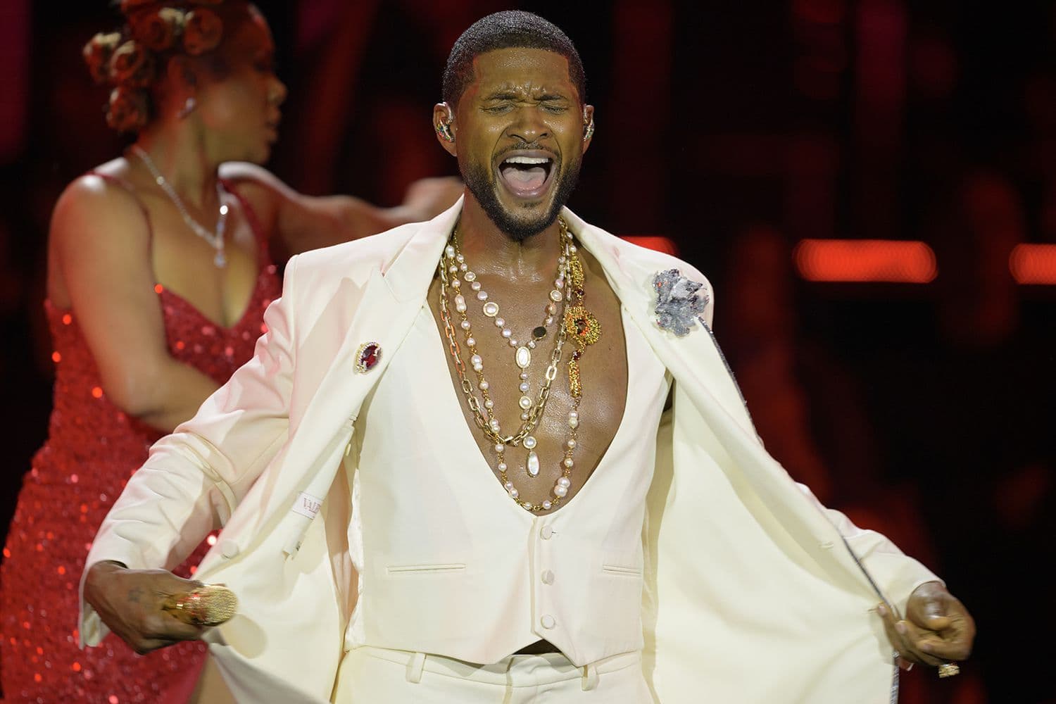 Usher tregon kush ishte simpatia e tij e parë nga të famshmet