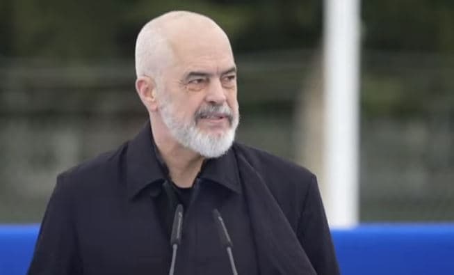 Rama publikon pamje të rrugës Orikum-Dukat: Investim infrastrukturor që i shërben flukseve turistike