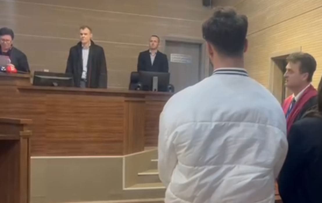 25 vjet burgim për babain që vrau djalin për çështje pronësore (VIDEO)