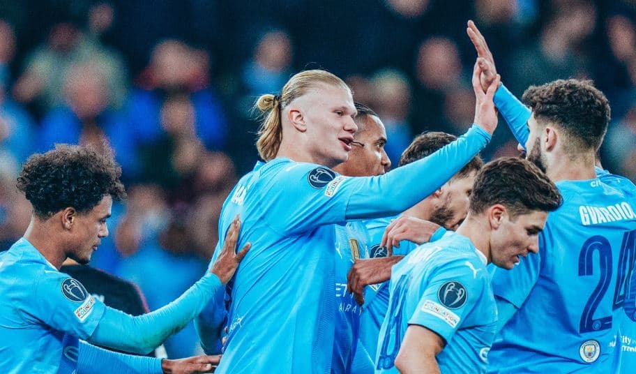 Kampioni në fuqi kalon bindshëm në çerekfinale