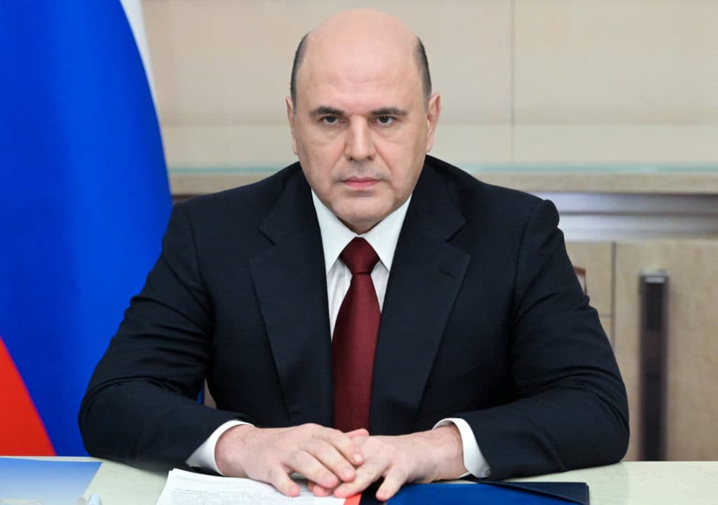 Kryeministri rus: Ata që qëndrojnë pas të shtënave në sallën e koncerteve nuk meritojnë mëshirë