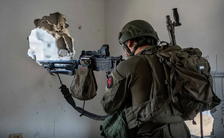 Ushtria izraelite pretendon se ka vrarë 18 luftëtarë palestinezë në Gaza