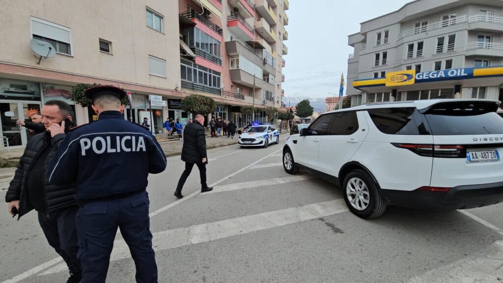Plagoset me armë zjarri një 35-vjeçar në Pogradec