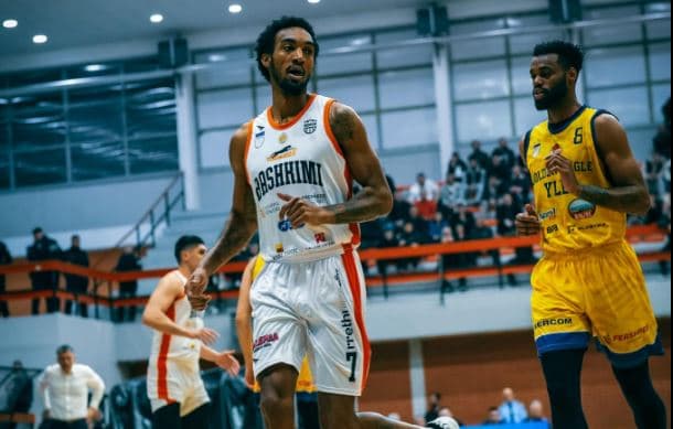 Bashkimi i ndan rrugët me ish-lojtarin e NBA