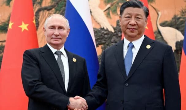 Presidenti kinez përgëzon Putinin për fitoren e tij në zgjedhje