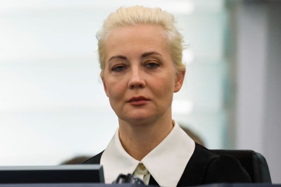 Gruaja e Navalnyt refuzon rezultatet se ai vdiq nga kombinimi i sëmundjeve