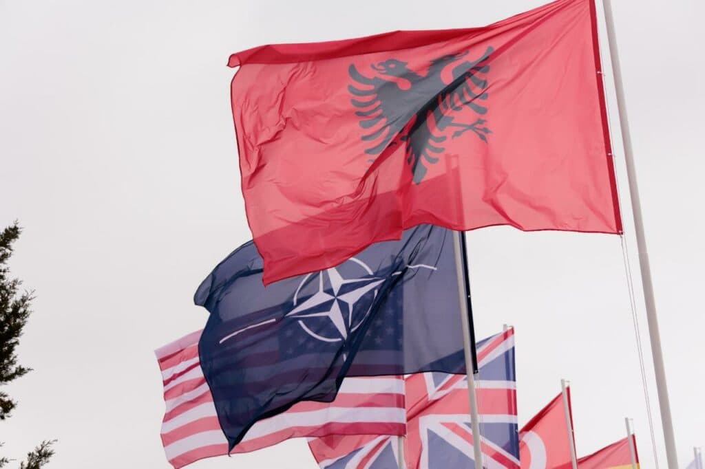 Shqipëria zgjat pjesëmarrjen në KFOR deri më 2027