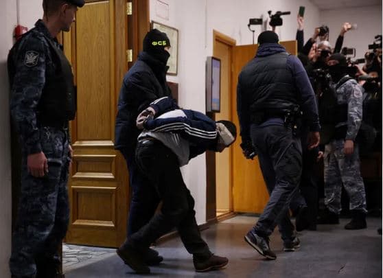 Hetuesit rusë "marrin në pyetje familjet e të dyshuarve për terrorizëm në Taxhikistan"