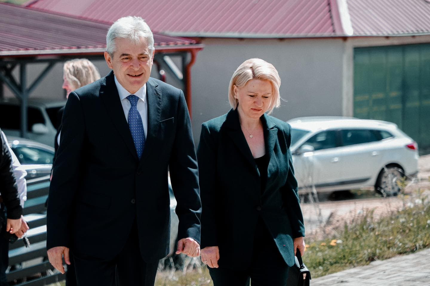 Ahmeti pasi hodhi votën e tij: T’i themi JO Rusisë, PO Evropës!