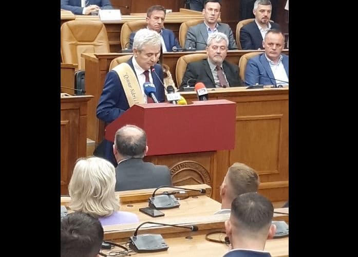 Ali Ahmeti shpallet "Qytetar Nderi" i Prizrenit: Lidhja na e ka mbajtur shpirtin gjallë