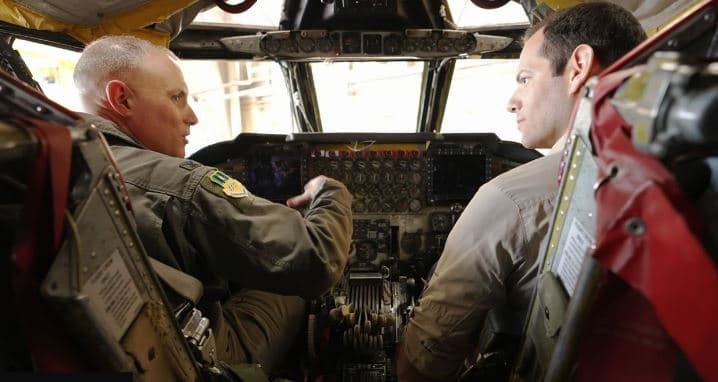 Udhëtimi epik 33 orësh në bombarduesin B-52