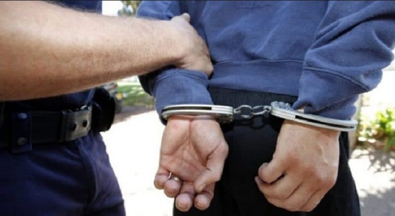 Arrestohet një person në Prishtinë, dyshohet për trafikim me lëndë narkotike dhe armëmbajtje pa leje
