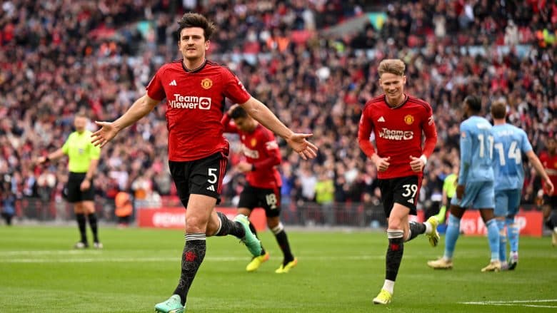 Manchester United kualifikohet në finalen e FA Cup