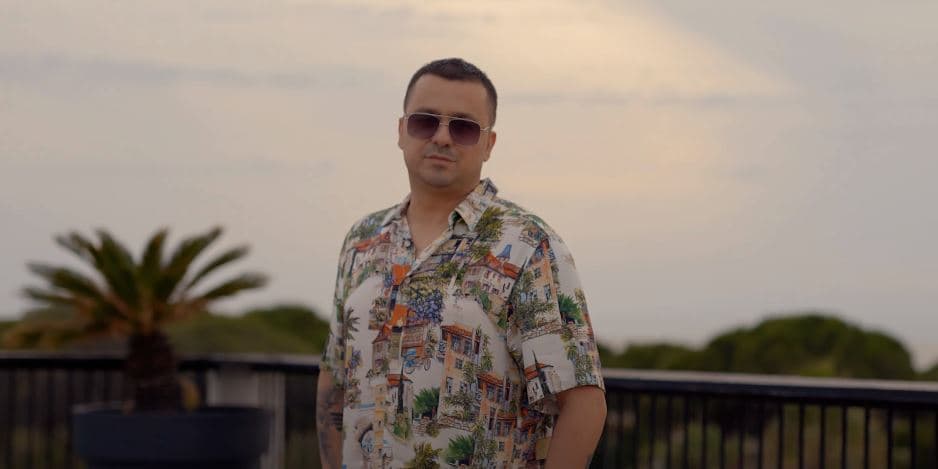 Genc Prelvukaj na njofton me shoqen e tij të ngushtë (FOTO)