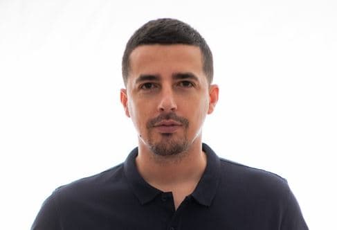 Granit Rugova emërohet drejtor i Programeve dhe Projekteve Zhvillimore në FBK