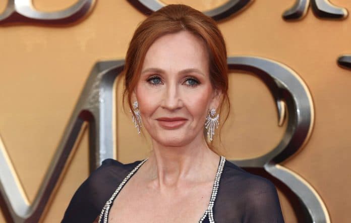 Hyn në fuqi ligji i ri për krimet e urrejtjes në Skoci, J.K. Rowling "pret të arrestohet"