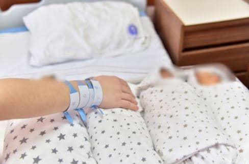 26-vjeçarja nga Podujeva lind katërnjakë