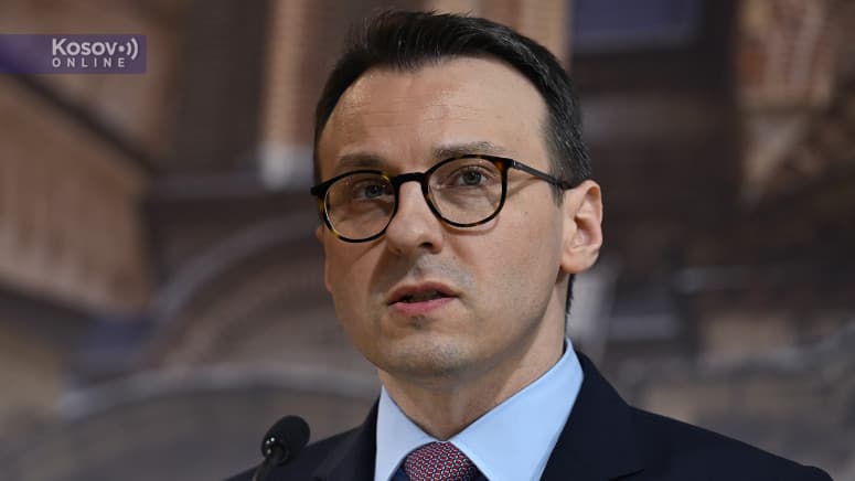 Iu ndalua zëvendësi në Kosovë, reagon Petkoviqi: E njoftova Brukselin